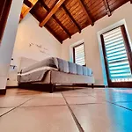 Vittoria Holiday House Stresa